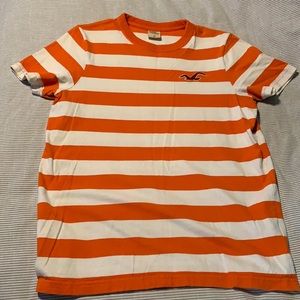 Hollister shirt size medium